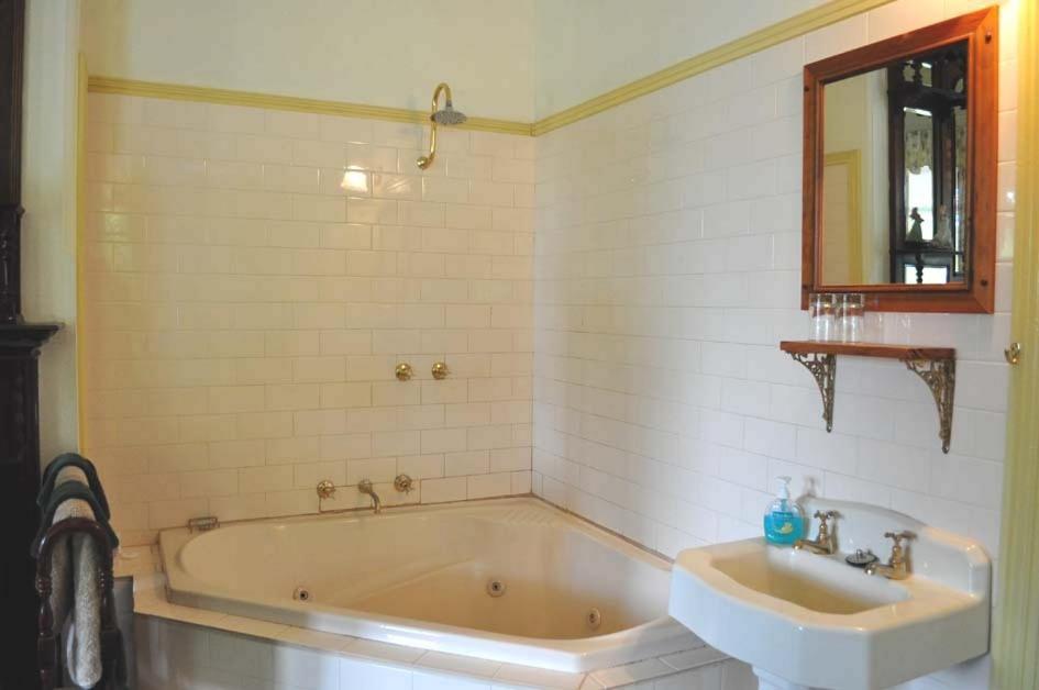 Ormiston House Bed and Breakfast Strahan Kamer foto